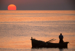 L'alba del pescatore solitario. Foto di Paolo Julius Sceusa